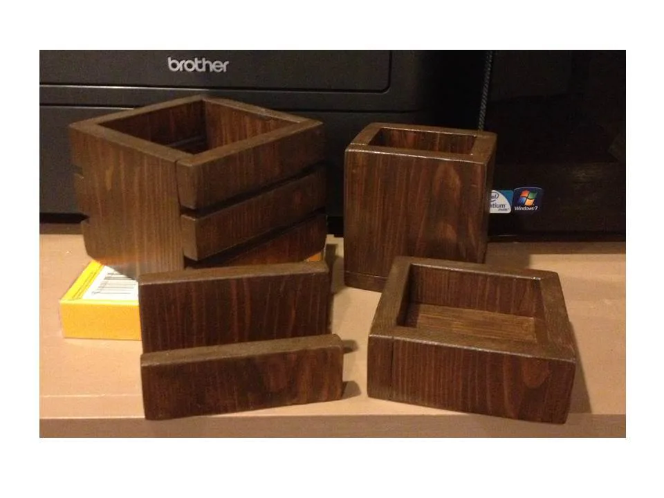 1-board Cedar Desk Accessory Set