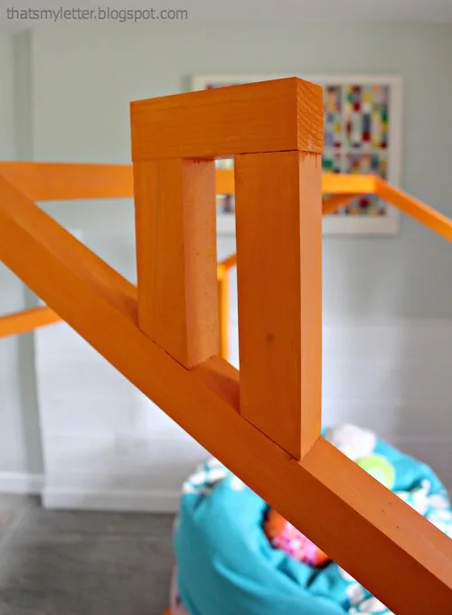 2x2 House Shaped Indoor Playhouse Frame, step 3