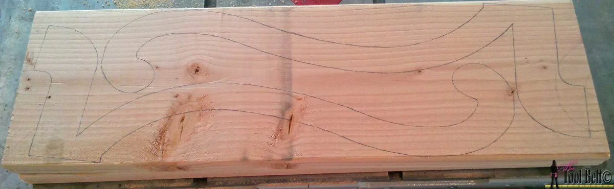 Curvy Side Table, step 2
