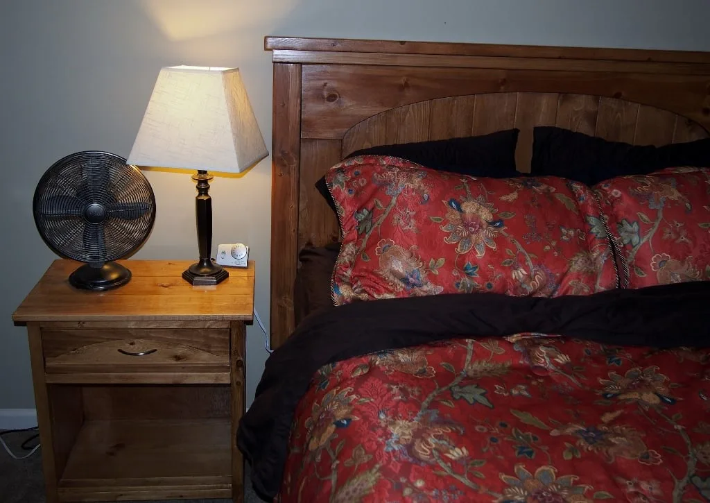 Farmhouse Arch Nightstand