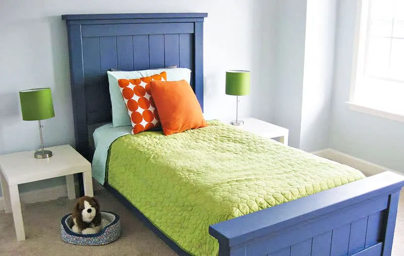Farmhouse Bed (Twin Size)