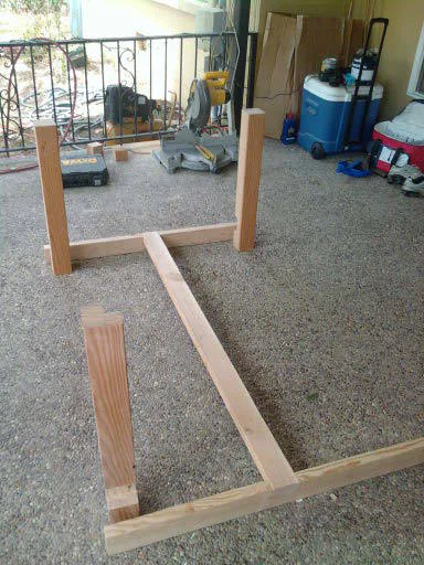 Farmhouse Dining Table, step 1