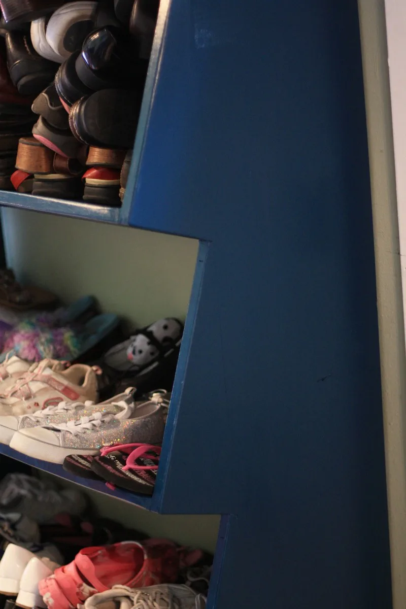 Floor-to-ceiling Shoe Shelf with Angled Front Shelf, step 6