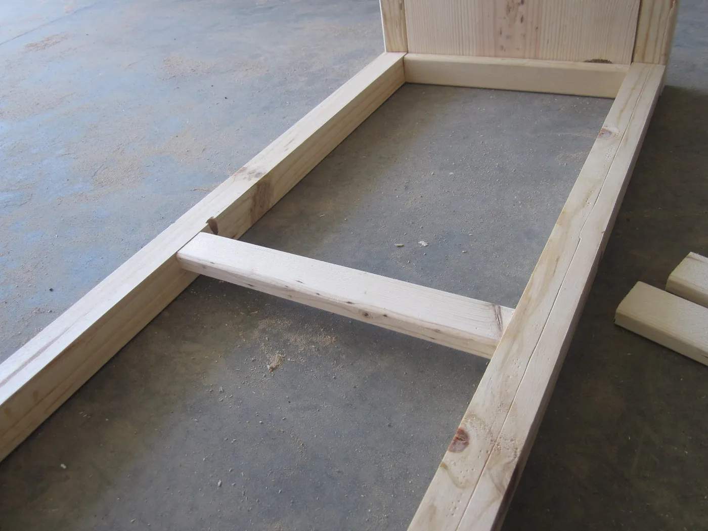 Footboard Bench, step 5