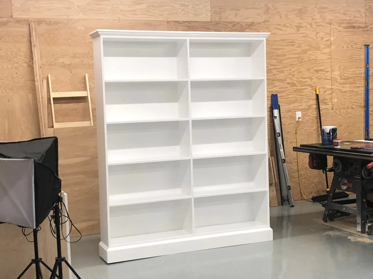Frameless Bookshelf
