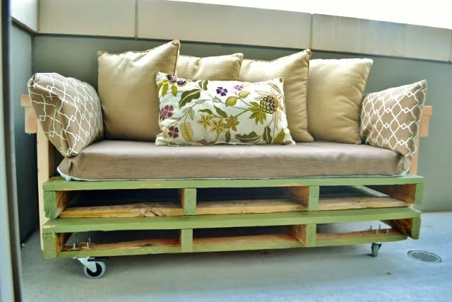 Pallet Sofa with Tacoma Perry
