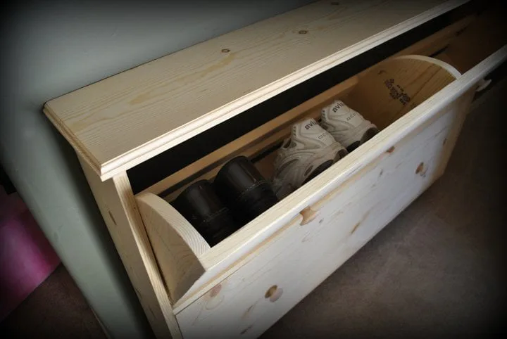 Shoe Dresser