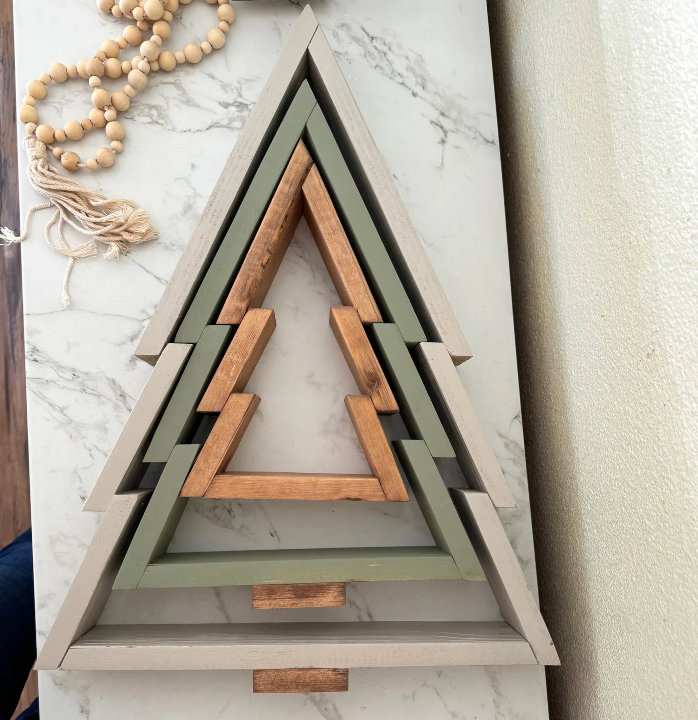 Wood Christmas Tree Decor DIY, step 6